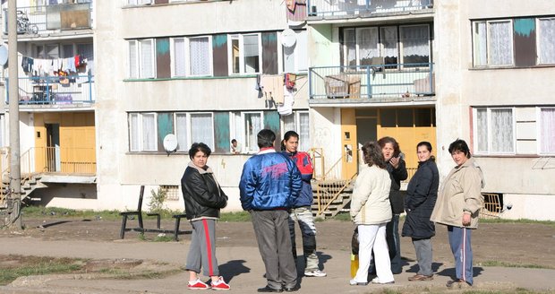 Romové se dočkají svého vládního zmocněnce? 110 tisíc z nich žije v Česku dál v ghettech