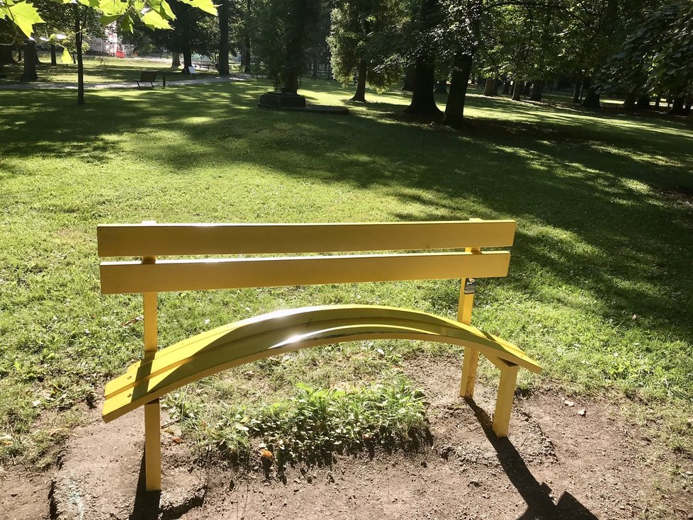 Smutná lavička