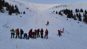 Lavina ve slovenském pohoří Velká Fatra zabila patrně dva skialpinisty.