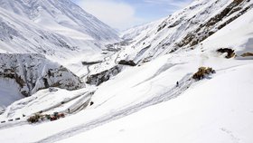 Laviny v Afghánistánu si vyžádaly 250 obětí.