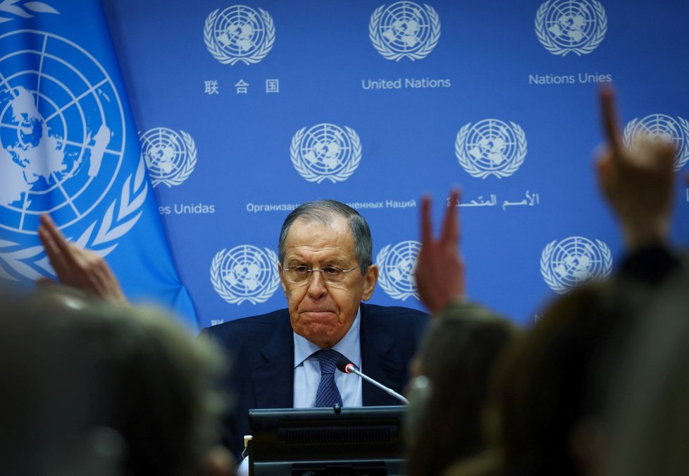 Sergej Lavrov na zasedání Rady bezpečnosti OSN (25. 4. 2023).