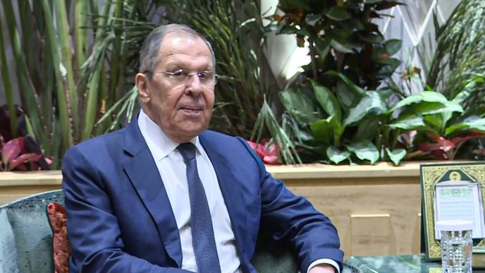 Šéf ruské diplomacie Sergej Lavrov v Rijádu. Šéf ruské diplomacie Sergej Lavrov v Rijádu.