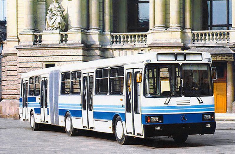 LAZ-6205 (1995)