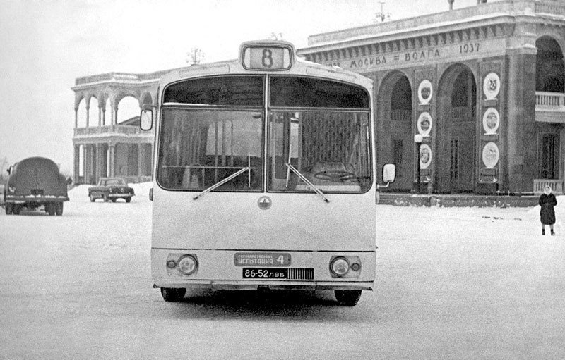 LAZ-696 Lvov-2 (1965)