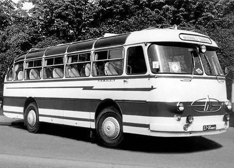 LAZ-697 Turista (1961)