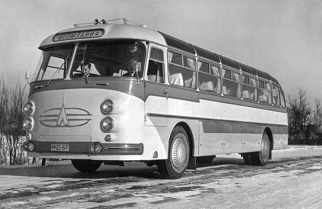 LAZ-699 (1960)