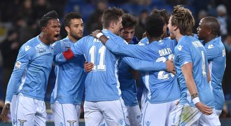 Soustředí se na Spartu! Lazio v lize šetřilo opory, zářil Klose