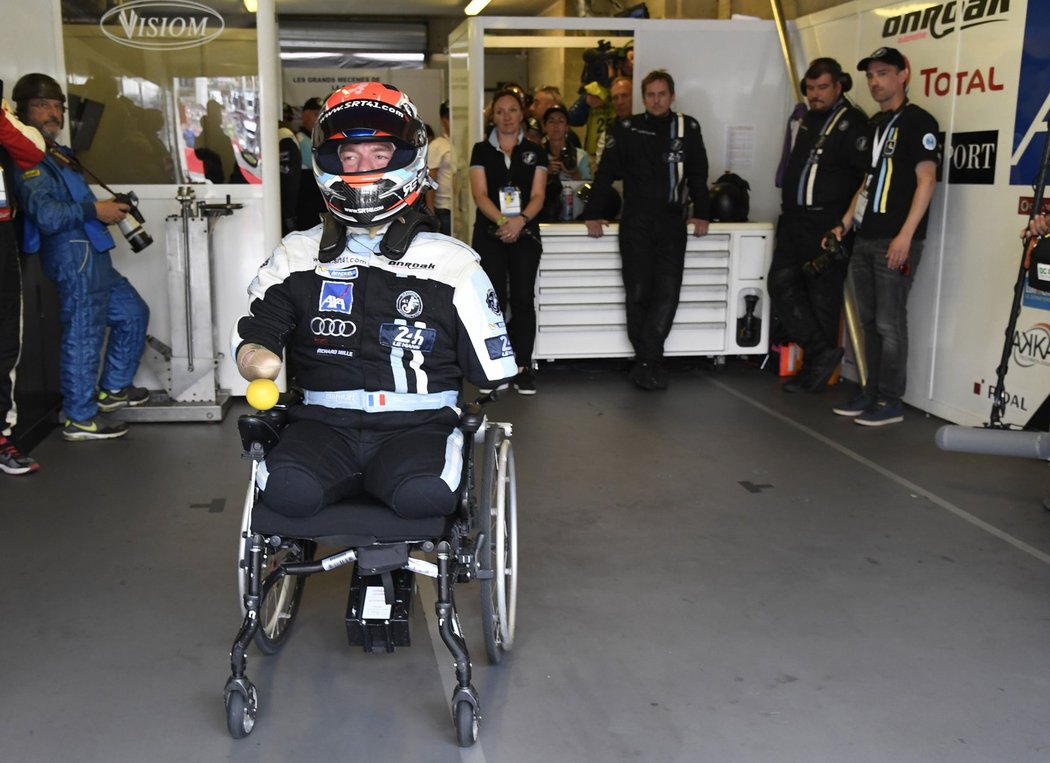 Sausset loni bez rukou i nohou dokončil vytrvalostní závod 24 hodin Le Mans