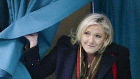 Lídryně francouzské Národní fronty Marine Le Penová