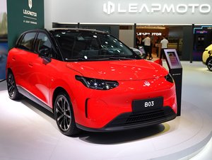 Leapmotor B03 míří proti Renaultu 5. Má 145 kW, dojezd 390 km a překvapivě velký kufr
