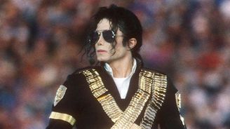 HBO čelí žalobě kvůli filmu o Michaelu Jacksonovi, v němž ho obviňují ze zneužití