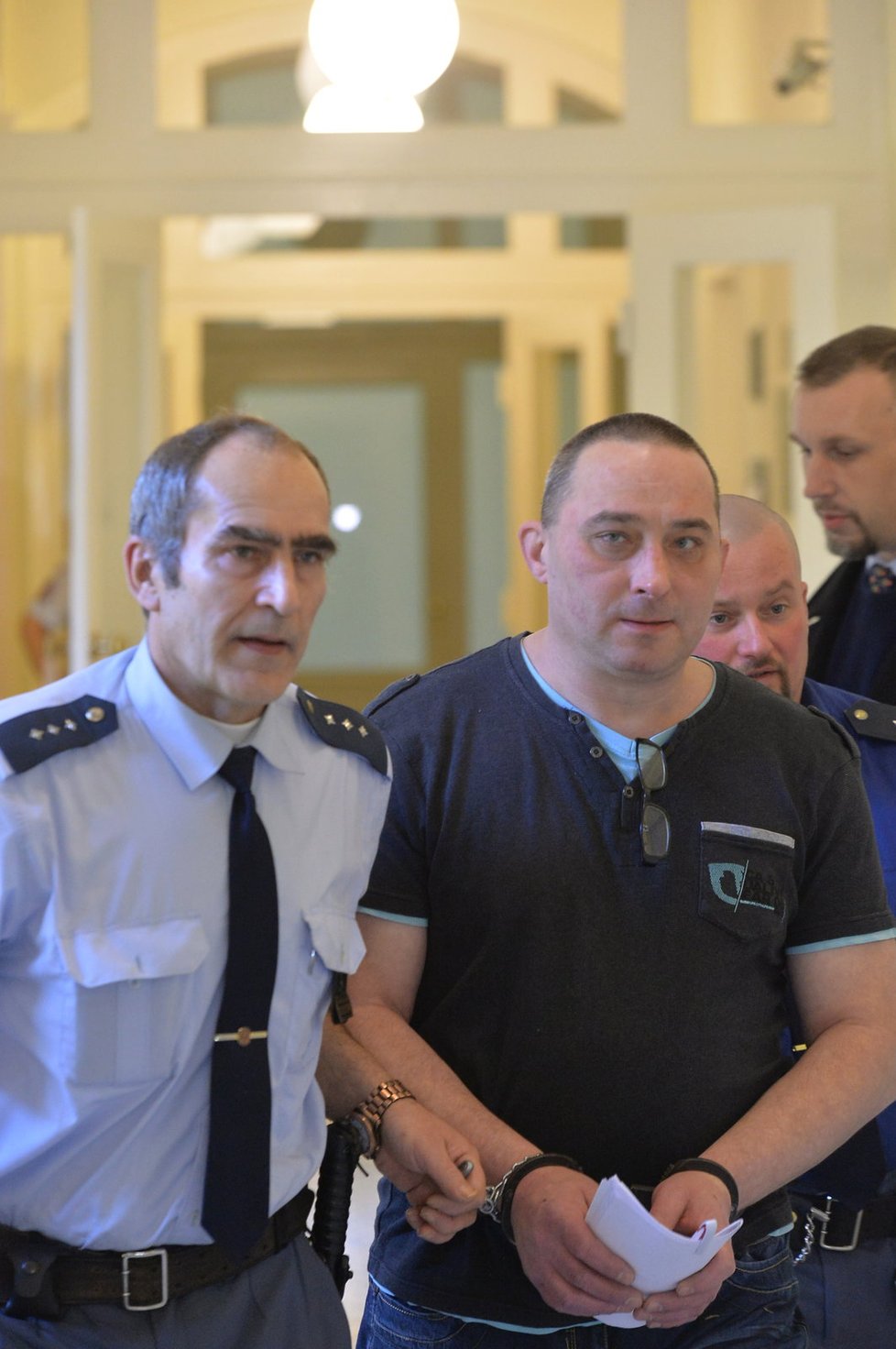 Za zardoušení partnerky v bytě v pražských Vysočanech si Libor Lébl odpyká 14,5 roku vězení.