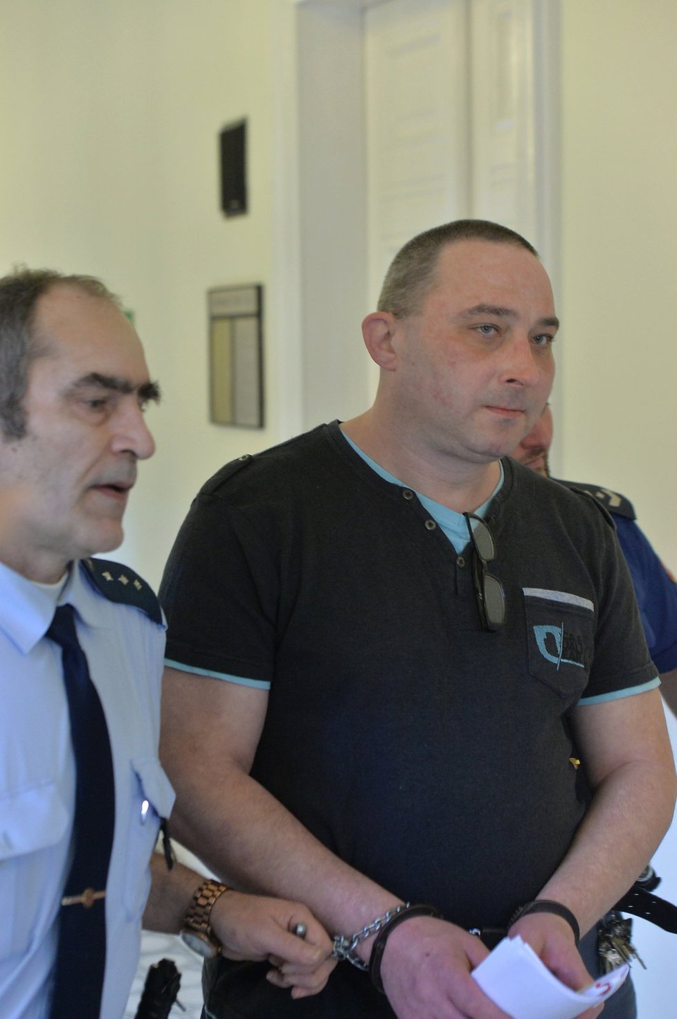 Za zardoušení partnerky v bytě v pražských Vysočanech si Libor Lébl odpyká 14,5 roku vězení.