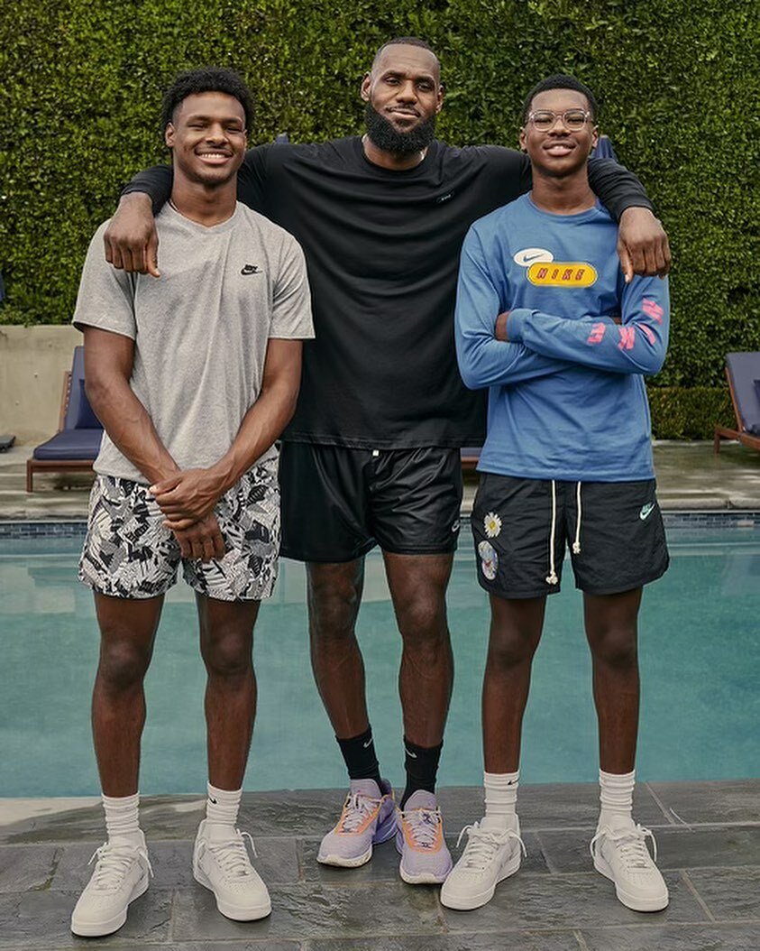 LeBron James se svými syny.