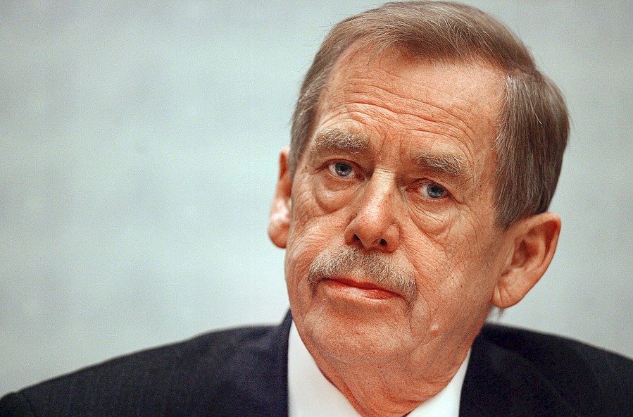 Václav Havel podle Josefa Bartončíka byl člověk nepevných zásad