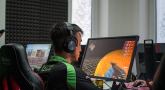 ROZHOVORY CS:GO: Koukejte doprava nahoru, jak lítají hlavy, říká Leckr spoluhráčům