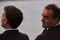 Vlna sebevražd mezi zaměstnanci úřadu francouzského premiéra: Situaci prošetřuje policie