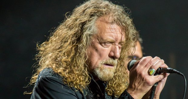Do Česka se po roce vrací Robert Plant, legendární hlas Led Zeppelin