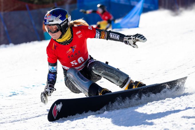 Vymění olympiáda disciplínu Ledecké za beach volejbal? Pitomost, směje se snowboardistka Vymění olympiáda disciplínu Ledecké za beach volejbal? Pitomost, směje se snowboardistka