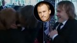 Herec Heath Ledger bodoval: Fanynce vlepil takovou pusu, že to s ní seklo!