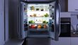 Spodní šuplíky v lednici využijte k uložení zeleniny a ovoce.