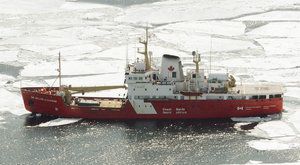 Vládci zamrzlého moře: Ledoborce hledají Severní cestu