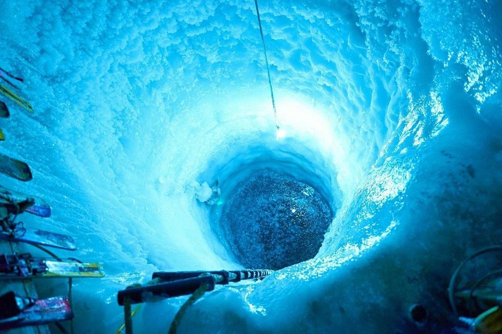 52 metrů hluboká šachta je nejhlubší svého druhu na světě.