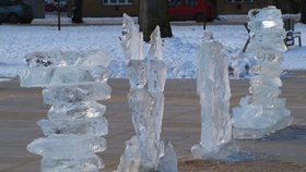 Ledové sochy vydržely na poděbradské kolonádě bez poškození pouze pět dní