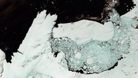 Po nárazu dalšího ledovce se od Antarktidy odlomil ledovec o velikosti Lucemburska