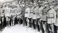 Legionáři na historických fotografiích. Letos oslaví sto let od svého vzniku