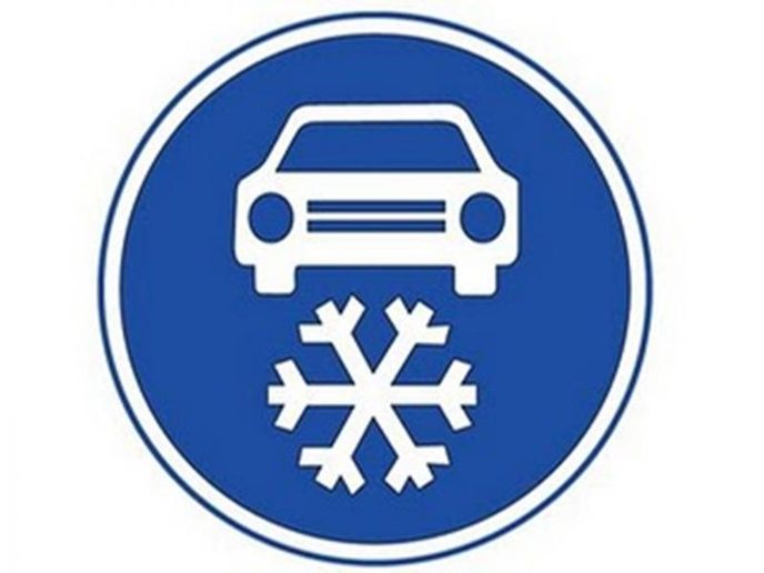 Dopravní značka Zimní výbava