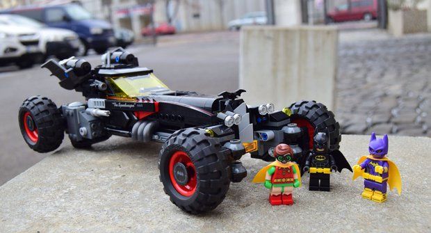 ABC TV: LEGO Batman a auťáky z nového filmu!