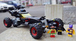 ABC TV: LEGO Batman a auťáky z nového filmu!