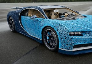 Lego Technic Bugatti Chiron.