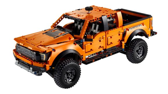 Lego představuje další model pro milovníky aut, Ford F-150 Raptor