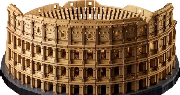 Koloseum: největší Lego v prodeji co do počtu kostiček.