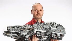 Impozantní Millennium Falcon, největší Lego vůbec