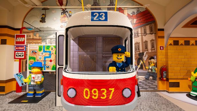 LEGO Store v centru Prahy otevřel své brány. LEGO Store v centru Prahy otevřel své brány.