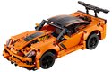 Lego Technic Chevrolet Corvette ZR1: Čeká na vás 579 dílků, 206 kroků v návodu, několik hodin soustředěné zábavy a skvělý výsledek