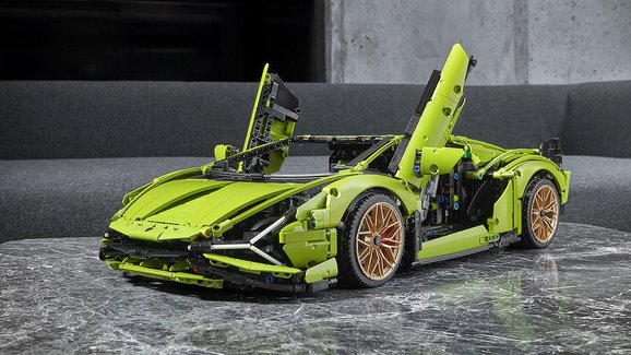 Lamborghini představuje nový model. Postavíte si ho sami