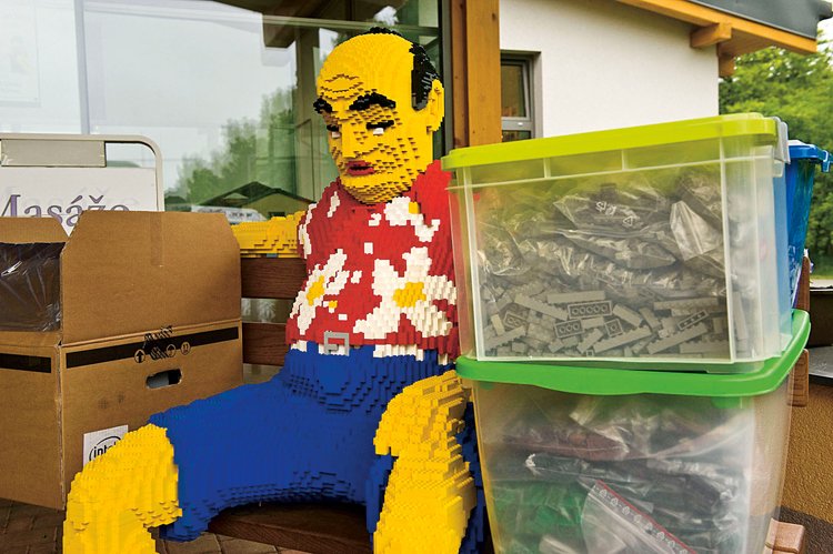 Úžasný svět Lega aneb váš soukromý Legoland