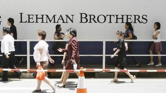 Česko neprožilo krizi vzniklou doma. Způsobil ji až  pád Lehman Brothers, shodují se analytici