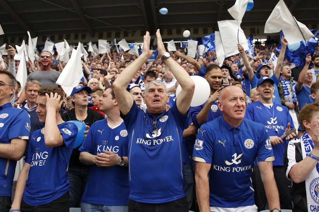 Nadšení fanoušci Leicesteru mají důvod k oslavám