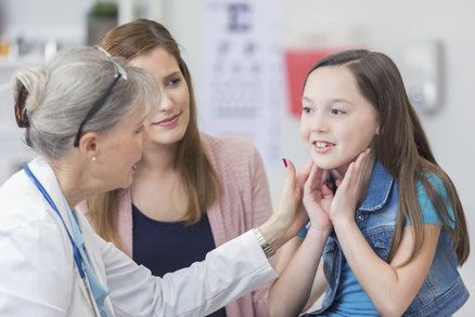 Léčit děti? Ani za sto tisíc! Noví pediatři nejsou, staří nemají nástupce