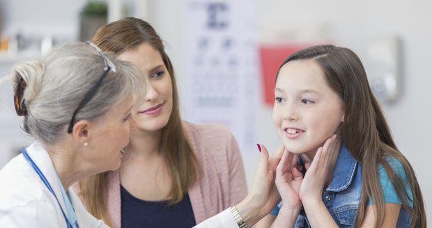 Léčit děti? Ani za sto tisíc! Noví pediatři nejsou, staří nemají nástupce