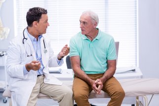 Muži po padesátce: Vyšší riziko mrtvice i rakoviny! Na co si dát pozor?