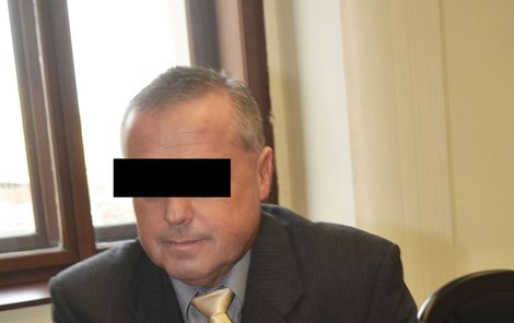Lékař Zbyšek U. (54) u Krajského soudu v Plzni.
