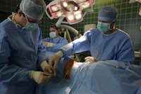 Čeští lékaři vs. brexit: Bez cizinců britské nemocnice zkolabují, tvrdí komora
