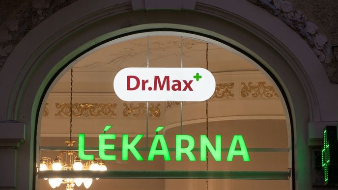 Napříč kontinentem dnes funguje asi 2300 lékáren Dr. Max.