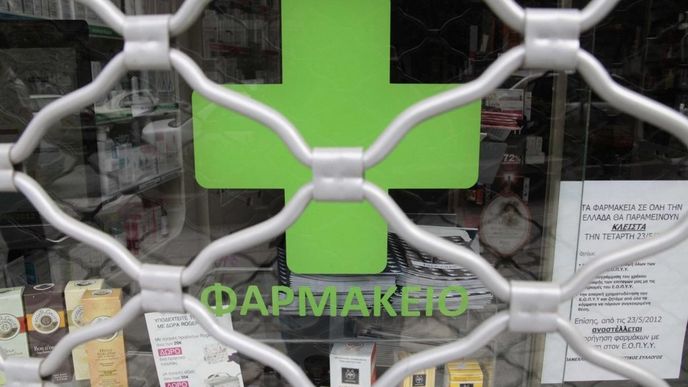 Lékárna v řecké Soluni během jedné z letošních stávek